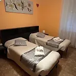 A Casa Di Lou Nocleg ze śniadaniem *